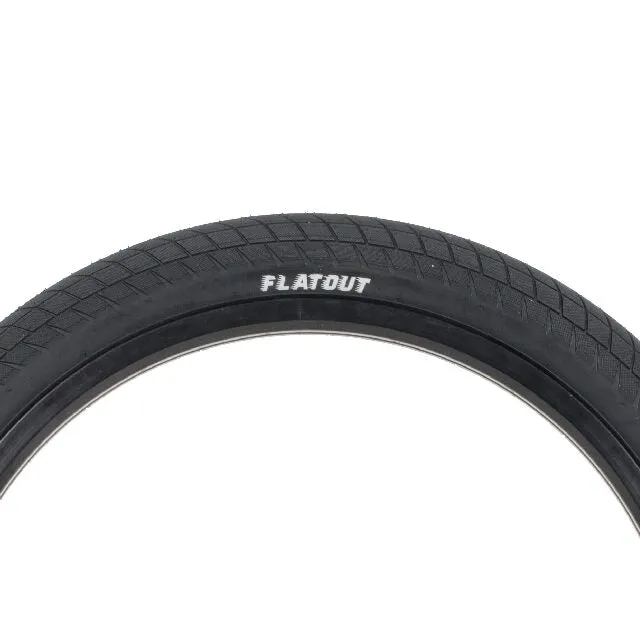 relic flatout tire