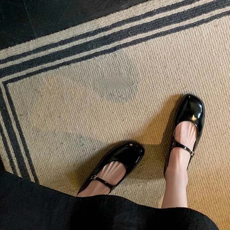 TAVIMART  -  Mary Jane Fashionable Low Heel Women's Shoes Luxury Designer French Vintage Buckle Mary Jane Flats